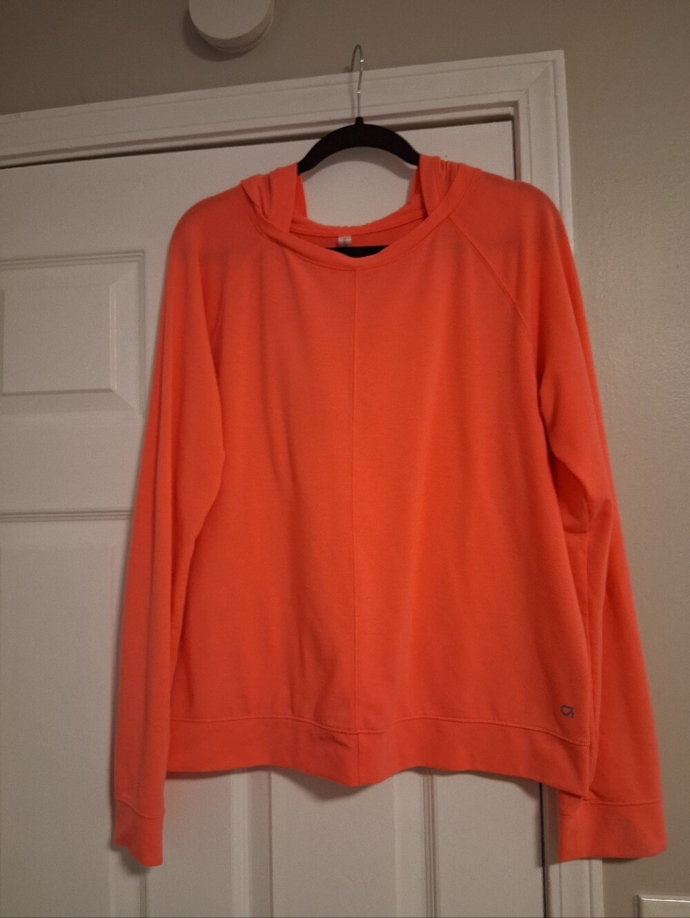 GapFit Women’s Large Lightweight Hooded Pullover Sweater - Coral